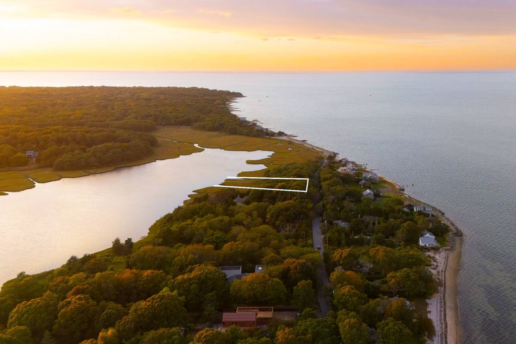 Photo of 100 Gerard Dr, East Hampton, NY 11937 (MLS # 11682711)