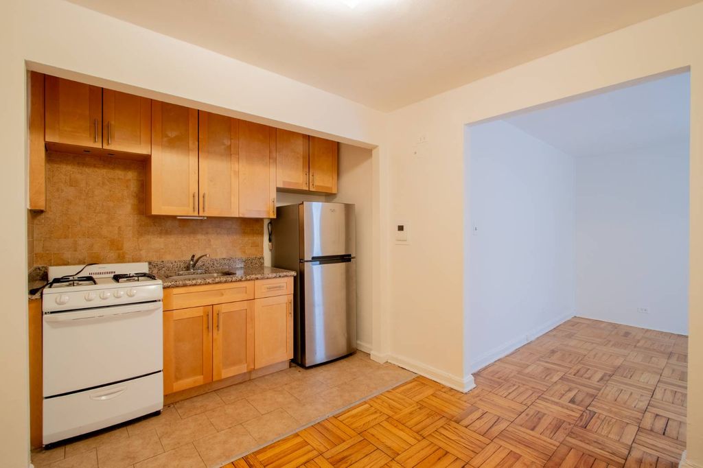 Photo of 35 Oliver Street #1D, Brooklyn, NY 11209 (MLS # 11624838)
