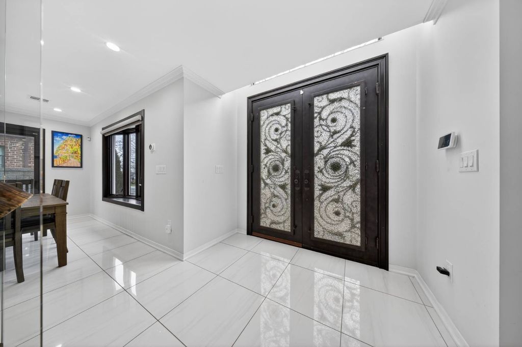 Photo of 13922 Coolidge Ave, Briarwood, NY 11435 (MLS # 11669436)