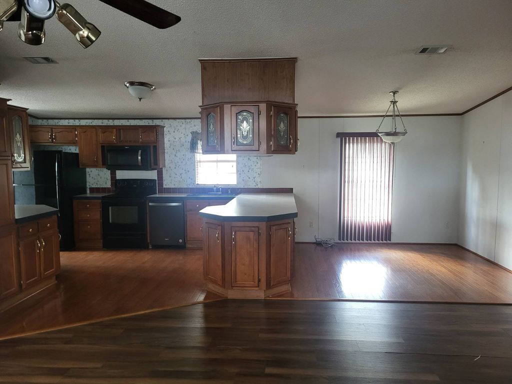 Photo of 3136 N Marina Pkwy #14, Lake Wales, FL 33853 (MLS # 11655525)