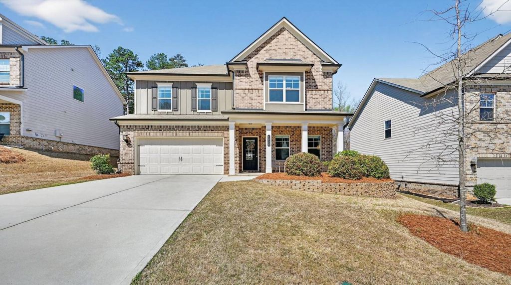 Photo of 1836 Holman Forest Dr NE Dr, Hoschton, GA 30548 (MLS # 11683417)