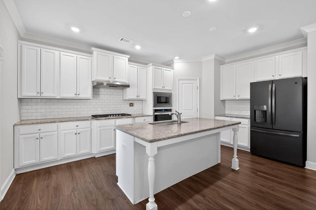 Photo of 1836 Holman Forest Dr NE Dr, Hoschton, GA 30548 (MLS # 11683417)