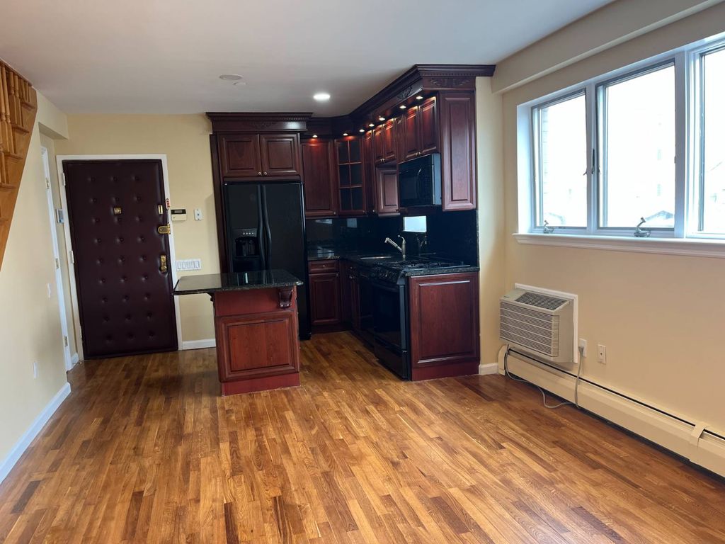 Photo of 2943 Brighton 4 Street #2D, BROOKLYN, NY 11235 (MLS # 11678029)