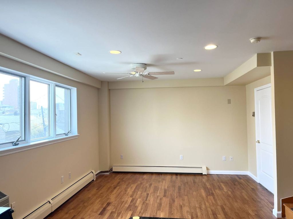Photo of 2943 Brighton 4 Street #2D, BROOKLYN, NY 11235 (MLS # 11678029)