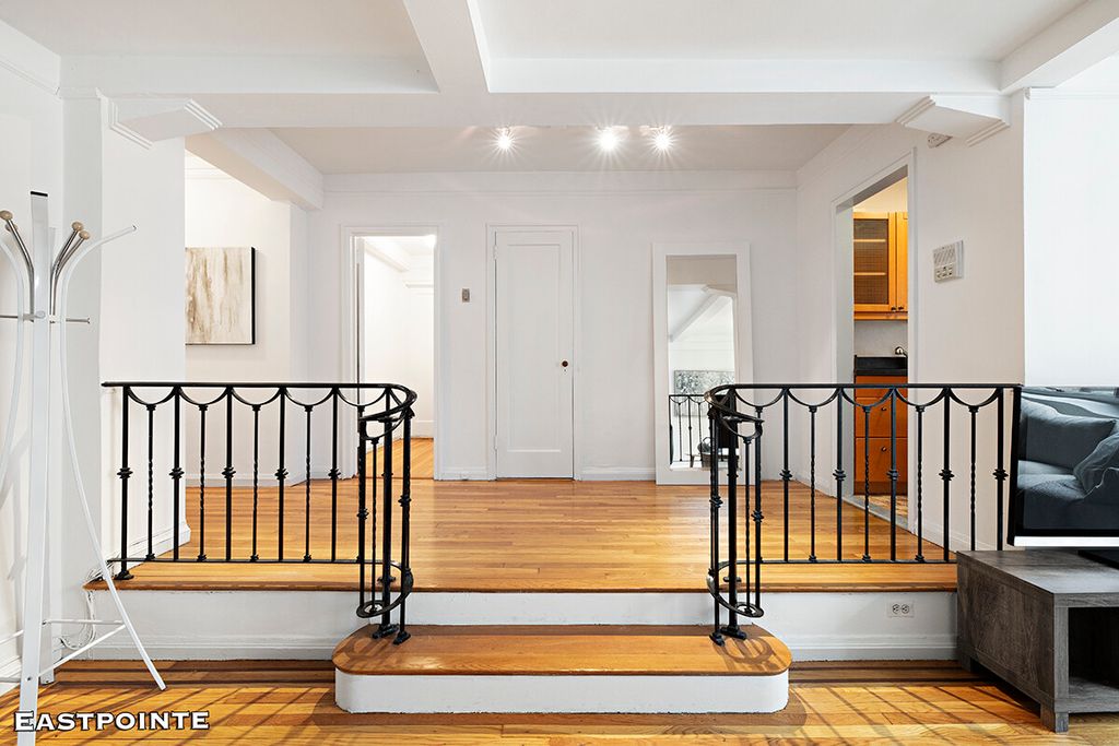 Photo of 200 West 20th Street #1401, New York, NY 10011 (MLS # 11774785)