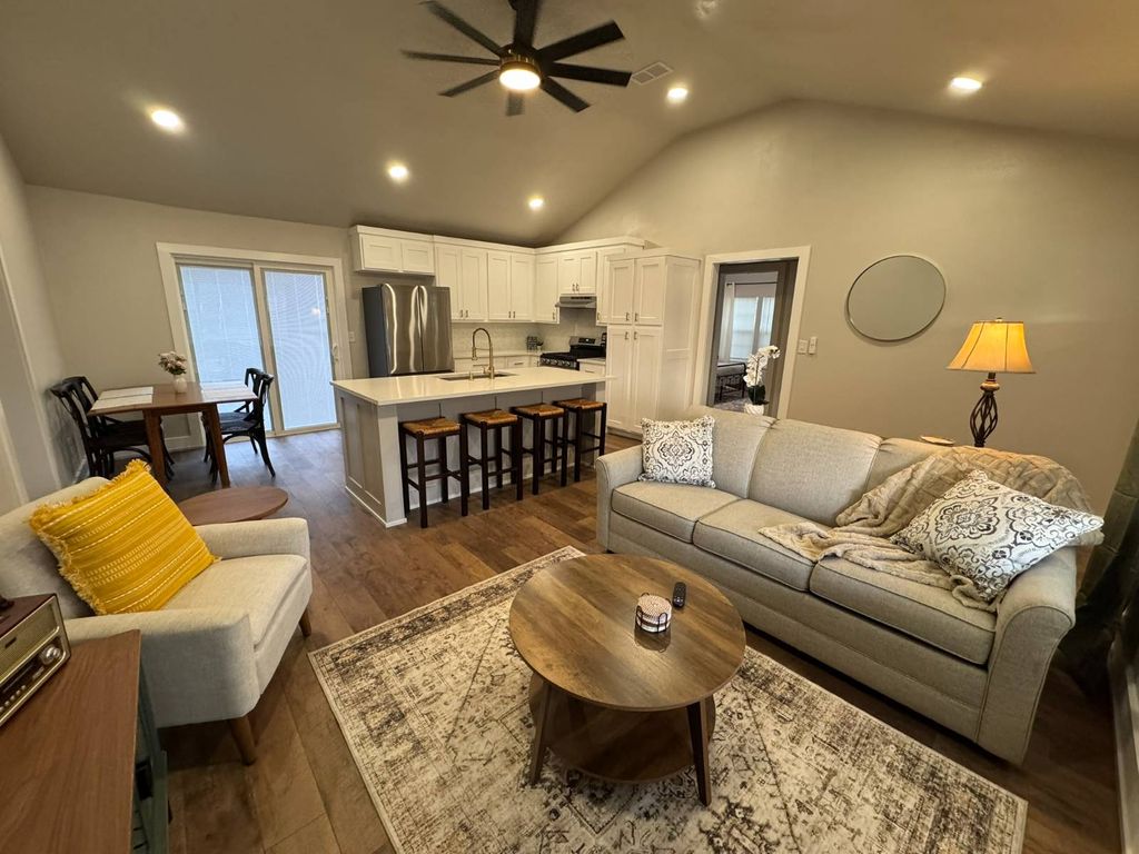 Photo of 1309 E Seminole Ave, McAlester, OK 74501 (MLS # 11682637)