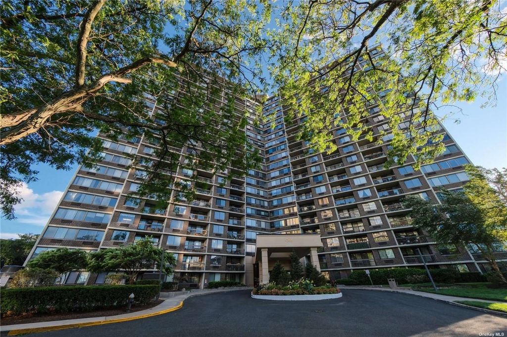 Photo of 2 Bay Club Dr #8W, Bayside, NY 11360 (MLS # 11682808)