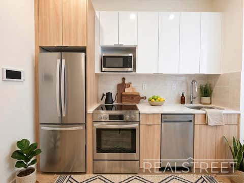 Photo of 729 Rogers Avenue #4D, BROOKLYN, NY 11226 (MLS # 11793338)