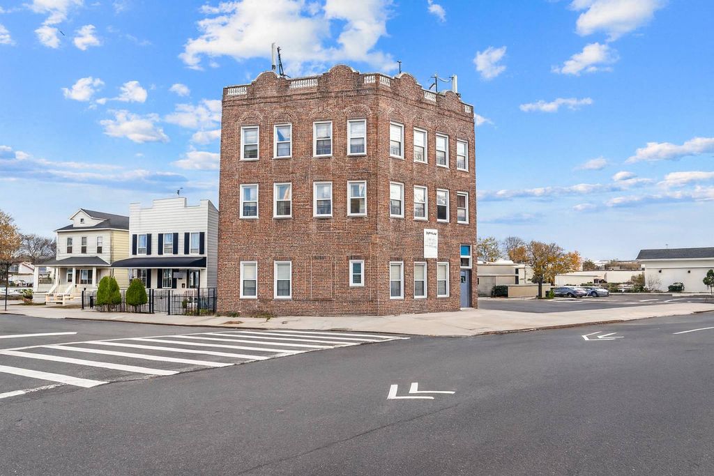 Photo of 170 Soundview Ave, New York, NY 10473 (MLS # 11608205)