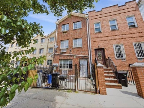 Photo of 1991 pacific St, brooklyn, NY 11233 (MLS # 11866597)