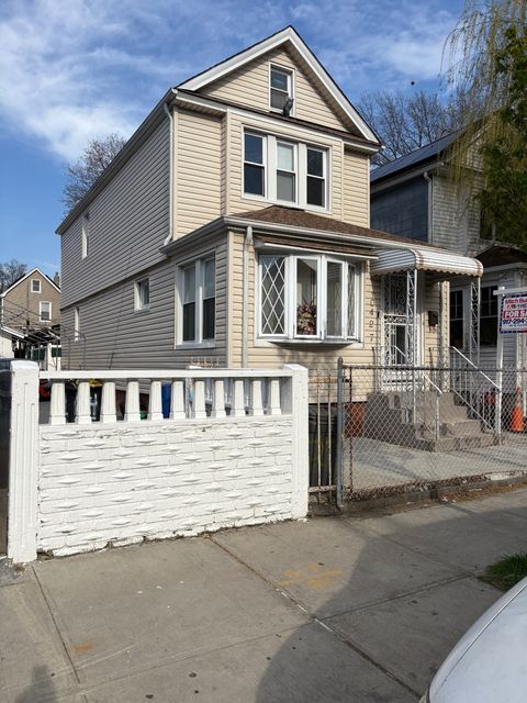 Photo of 10427 124 Street, Richmond Hill, NY 11419 (MLS # 11777409)