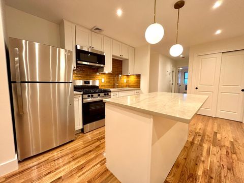 Photo of 2182 Davidson Ave #1F, Bronx, NY 10453 (MLS # 11602610)