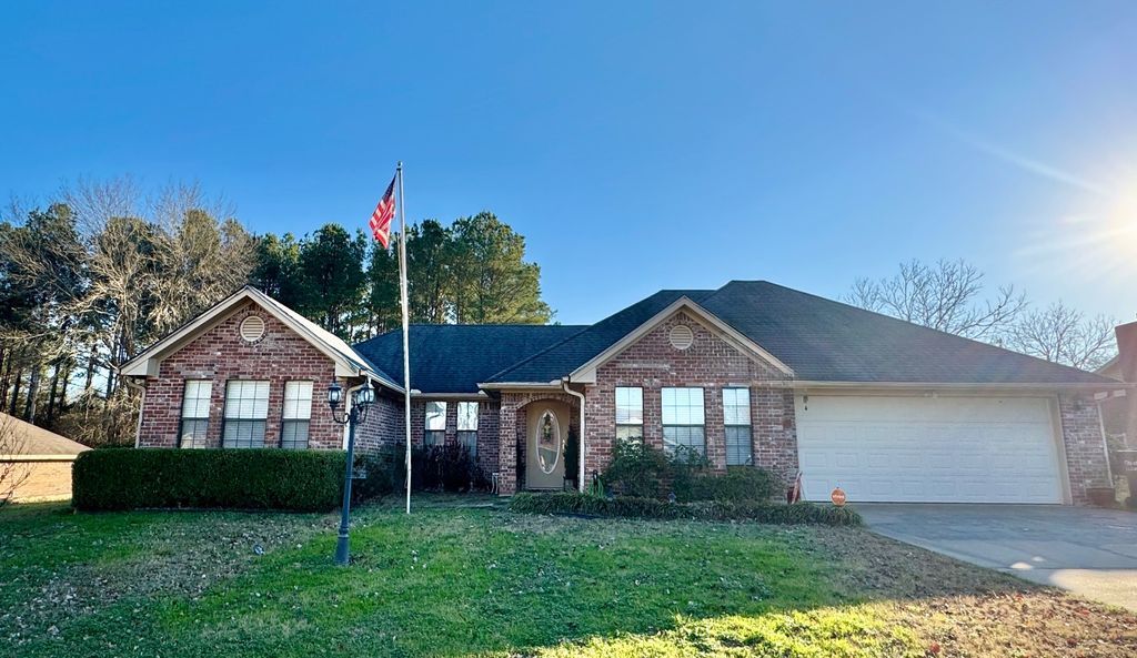 Photo of 2108 Hummingbird Lane, Idabel, OK 74745 (MLS # 11622504)
