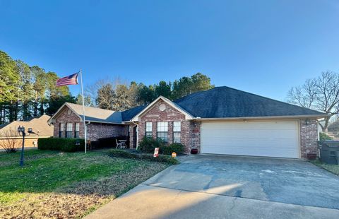Photo of 2108 Hummingbird Lane, Idabel, OK 74745 (MLS # 11622504)