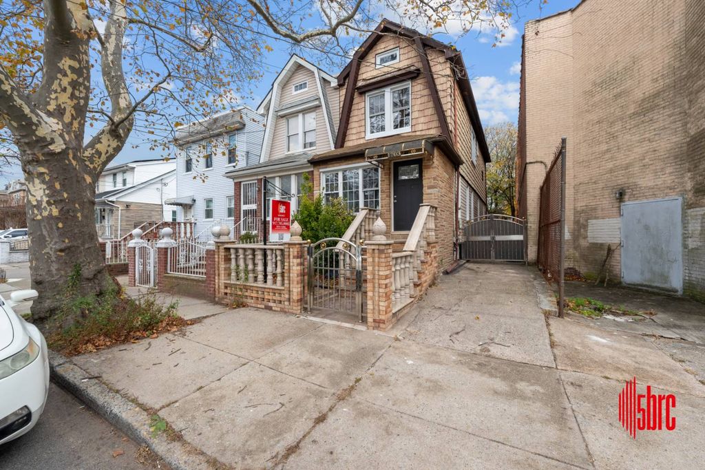 Photo of 1703 East 46th St, Brooklyn, NY 11234 (MLS # 11595302)