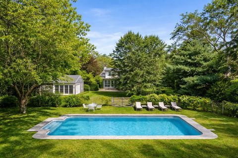 Photo of 334 Beaver Dam Road, BROOKHAVEN HAMLET, NY 11719 (MLS # 11681972)