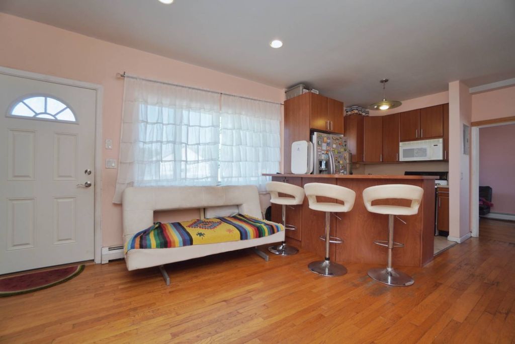 Photo of 2801 E 28th St, Brooklyn, NY 11235 (MLS # 11633046)