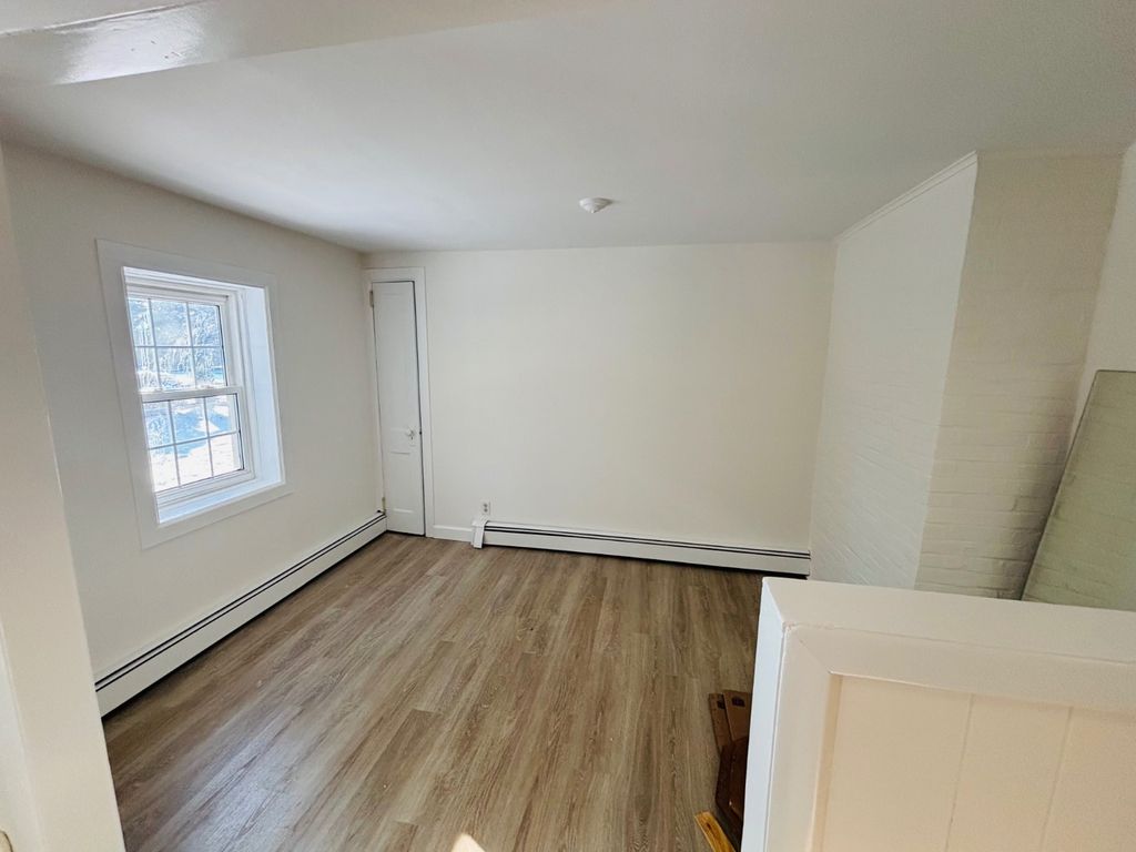 Photo of 154 Hegemens Ln, Glen Head, NY 11545 (MLS # 11620261)