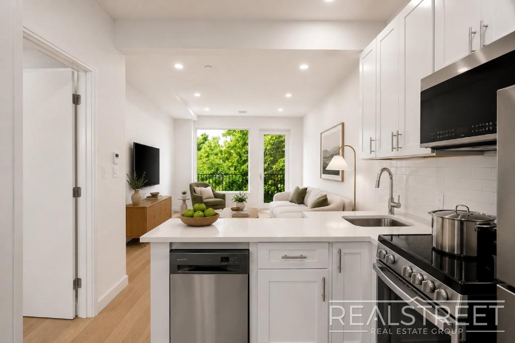 Photo of 1469 Dean St #2A, BROOKLYN, NY 11213 (MLS # 11848225)