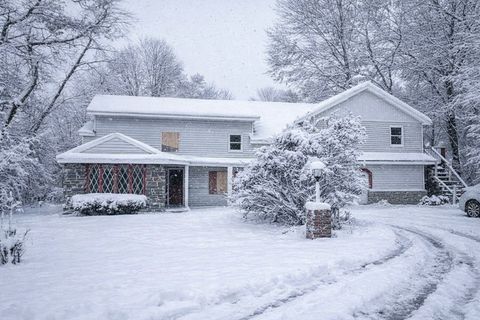 Photo of 233 Keefe Rd, Troy, NY 12180 (MLS # 11624438)