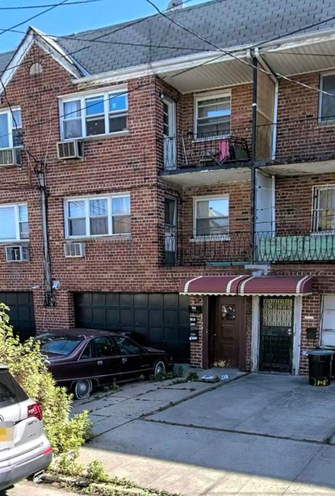 Photo of 2009 East 55th St, Brooklyn, NY 11234 (MLS # 11723177)