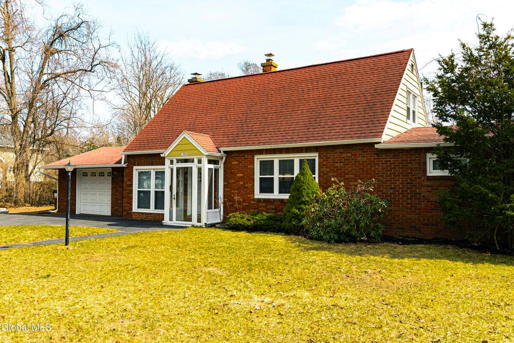 Photo of 2983 Nancy Lane, Guilderland, NY 12303 (MLS # 11684469)