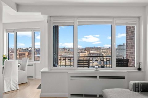 Photo of 45 East End Avenue #10B, New York, NY 10028 (MLS # 11673527)