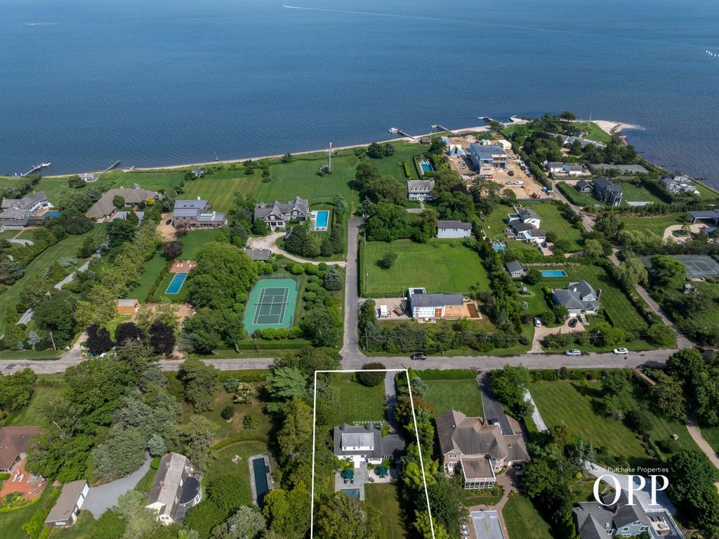 Photo of 32 Thornhedge Road, BELLPORT VILLAGE, NY 11713 (MLS # 11681407)