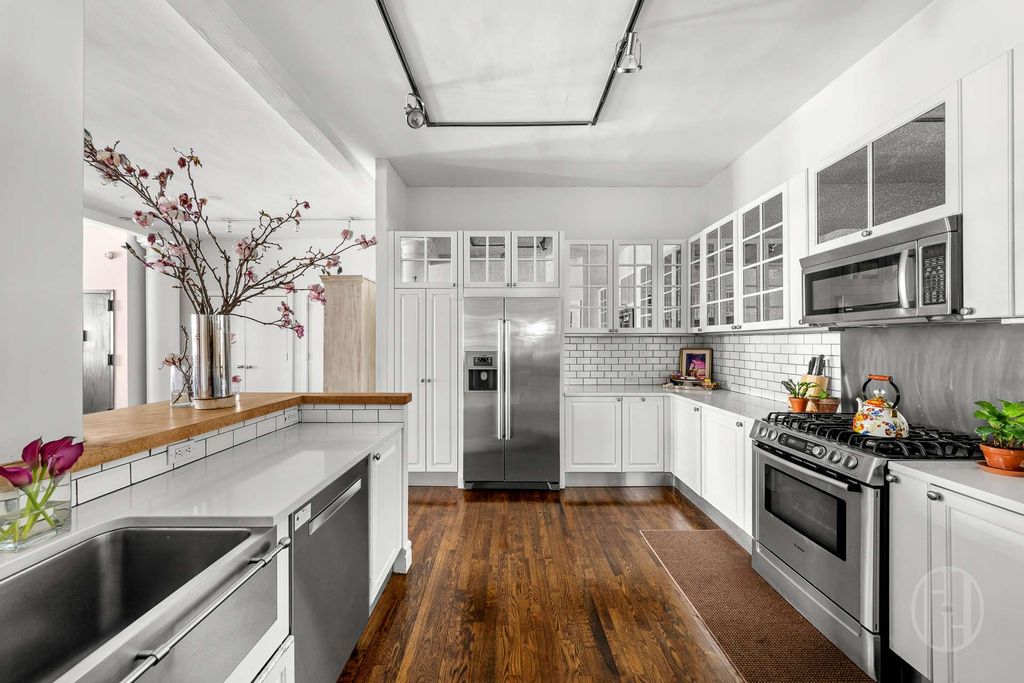 Photo of 116 West 14th Street #8N, New York, NY 10011 (MLS # 11664658)