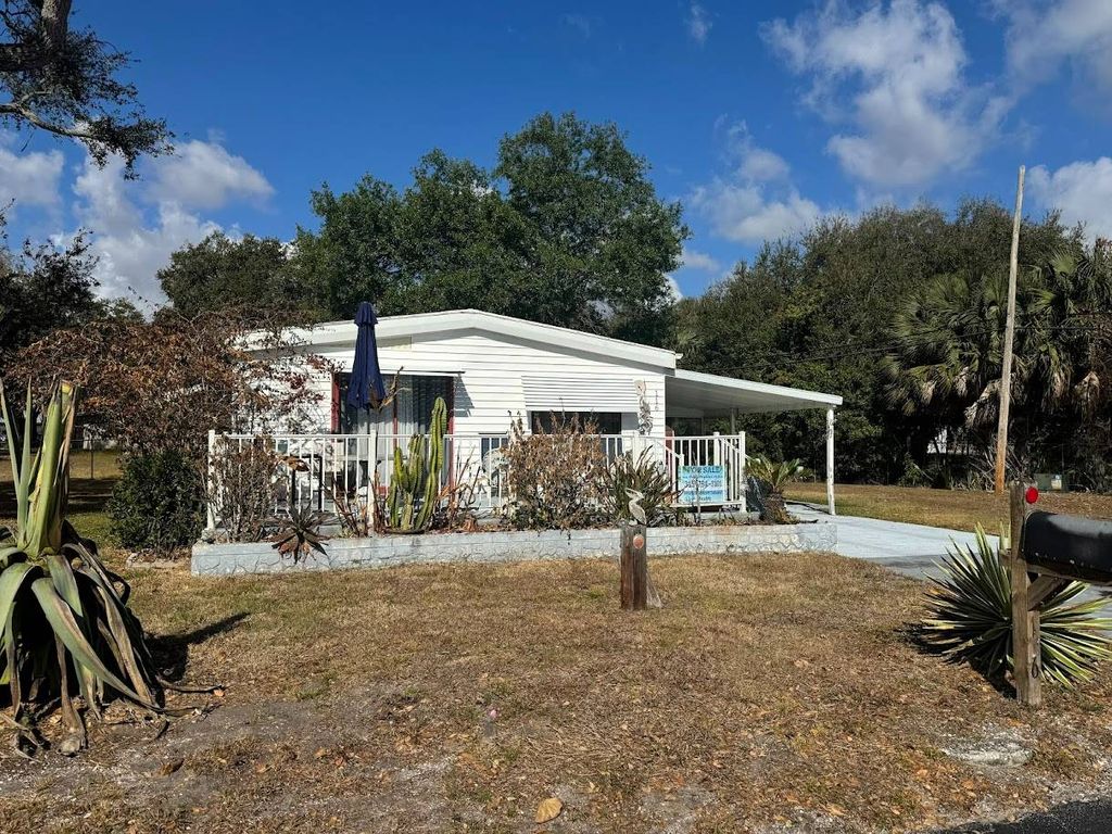 Photo of 116 Yuma Way, Fort Pierce, FL 34946 (MLS # 11651334)