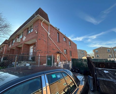 Photo of 15624 77th St #1-2, Howard Beach, NY 11414 (MLS # 11656243)