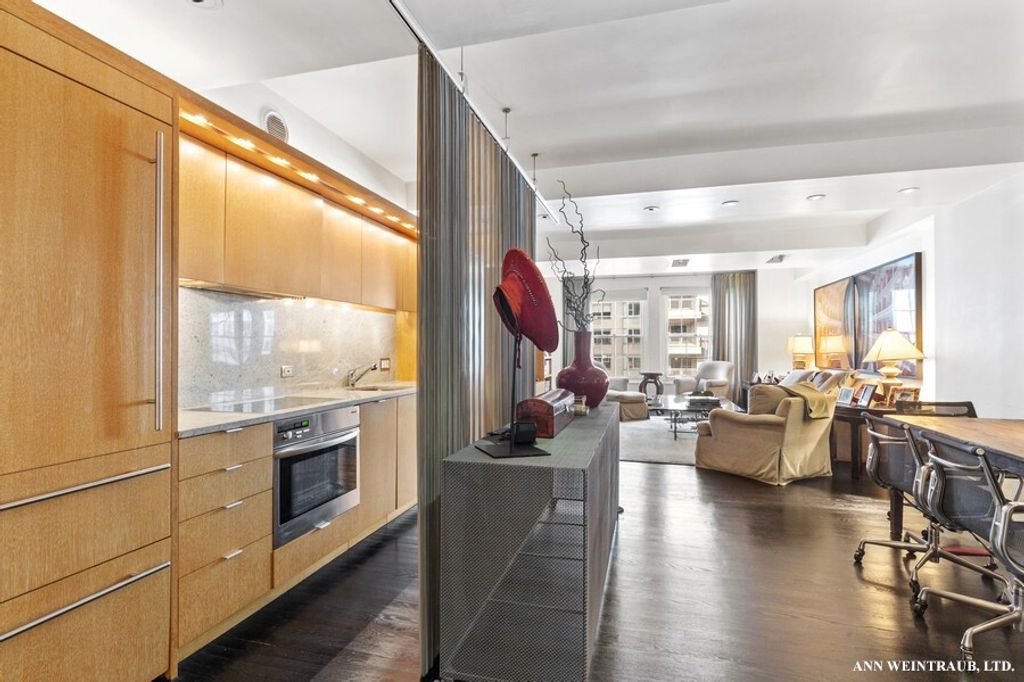 Photo of 1 Fifth Avenue #5F, New York, NY 10003 (MLS # 11661609)