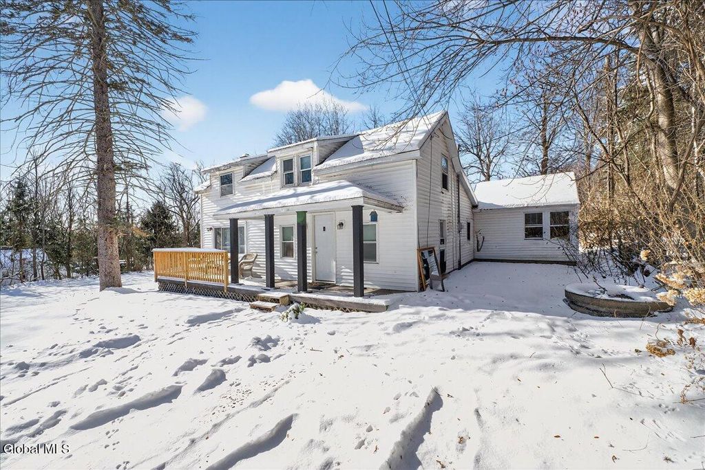 Photo of 1423 Washout Road, Glenville, NY 12302 (MLS # 11620596)