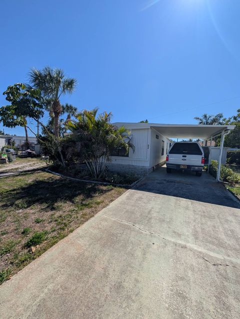 Photo of 7499 46th Ave N Ave #52, Saint Petersburg, FL 33709 (MLS # 11681911)