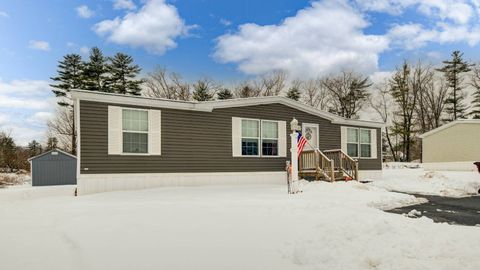 Photo of 900 Rock City Road #405, Ballston Spa, NY 12020 (MLS # 11632442)