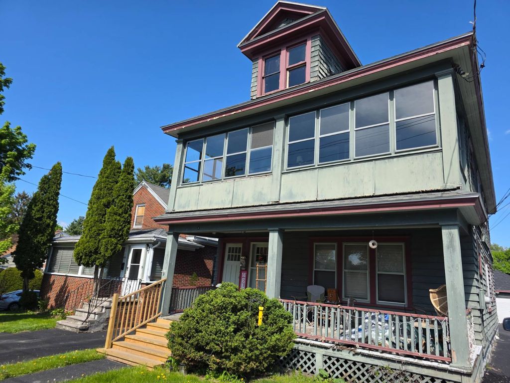 Photo of 43335 Hillsdale Ave, Syracuse, NY 13206 (MLS # 11742579)