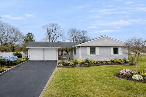 Photo of 18 Strathmore Village Drive, South Setauket, NY 11720 (MLS # 11688571)