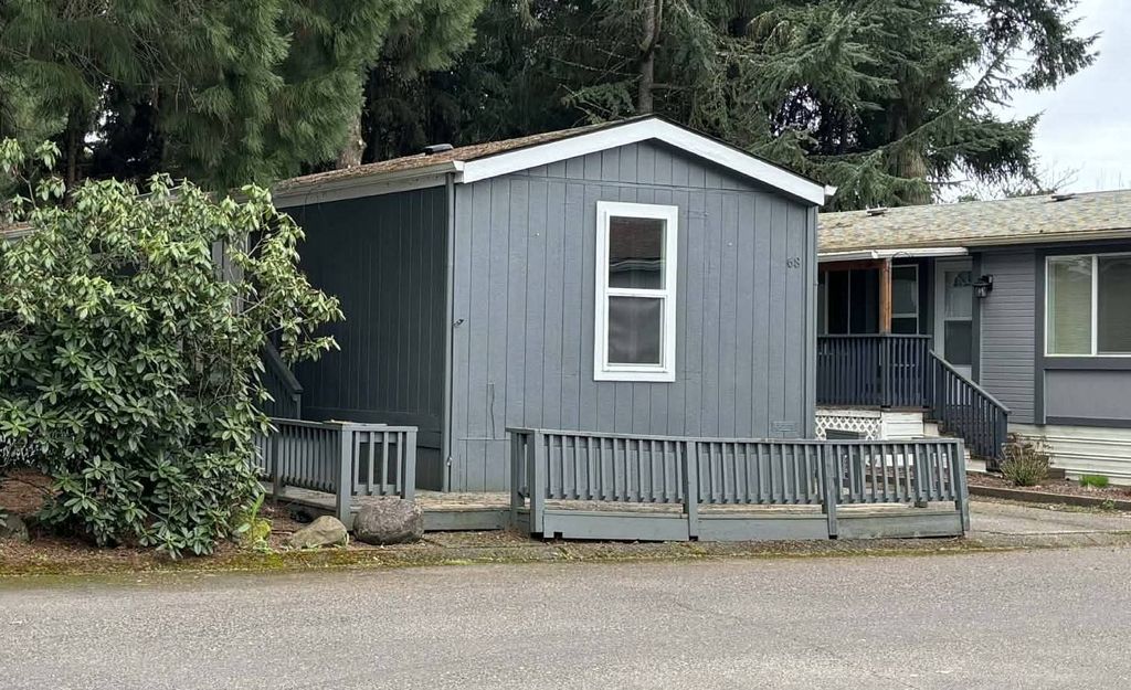 Photo of 1400 S Elm Street #68, Canby, OR 97013 (MLS # 11677228)