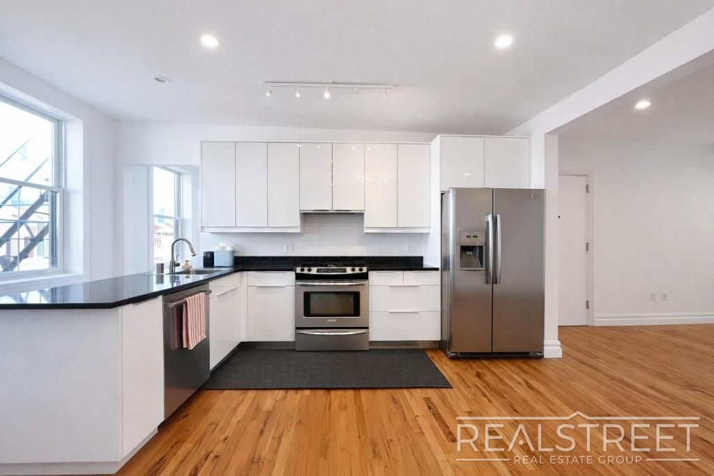 Photo of 273 Union Street #3, BROOKLYN, NY 11231 (MLS # 11623702)