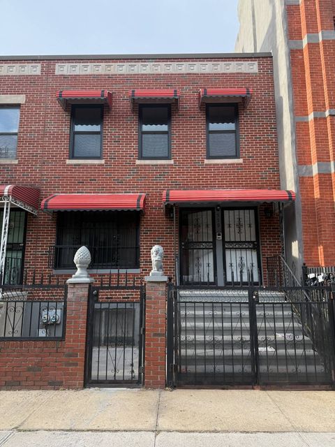 Photo of 559 Quincy St, Brooklyn, NY 11221 (MLS # 11692584)