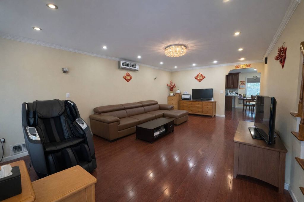 Photo of 516 119th St, College Point, NY 11356 (MLS # 11683223)