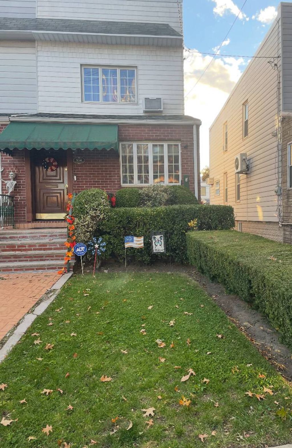 Photo of 954 bay ridge Parkway, Brooklyn, NY 11228 (MLS # 11596850)