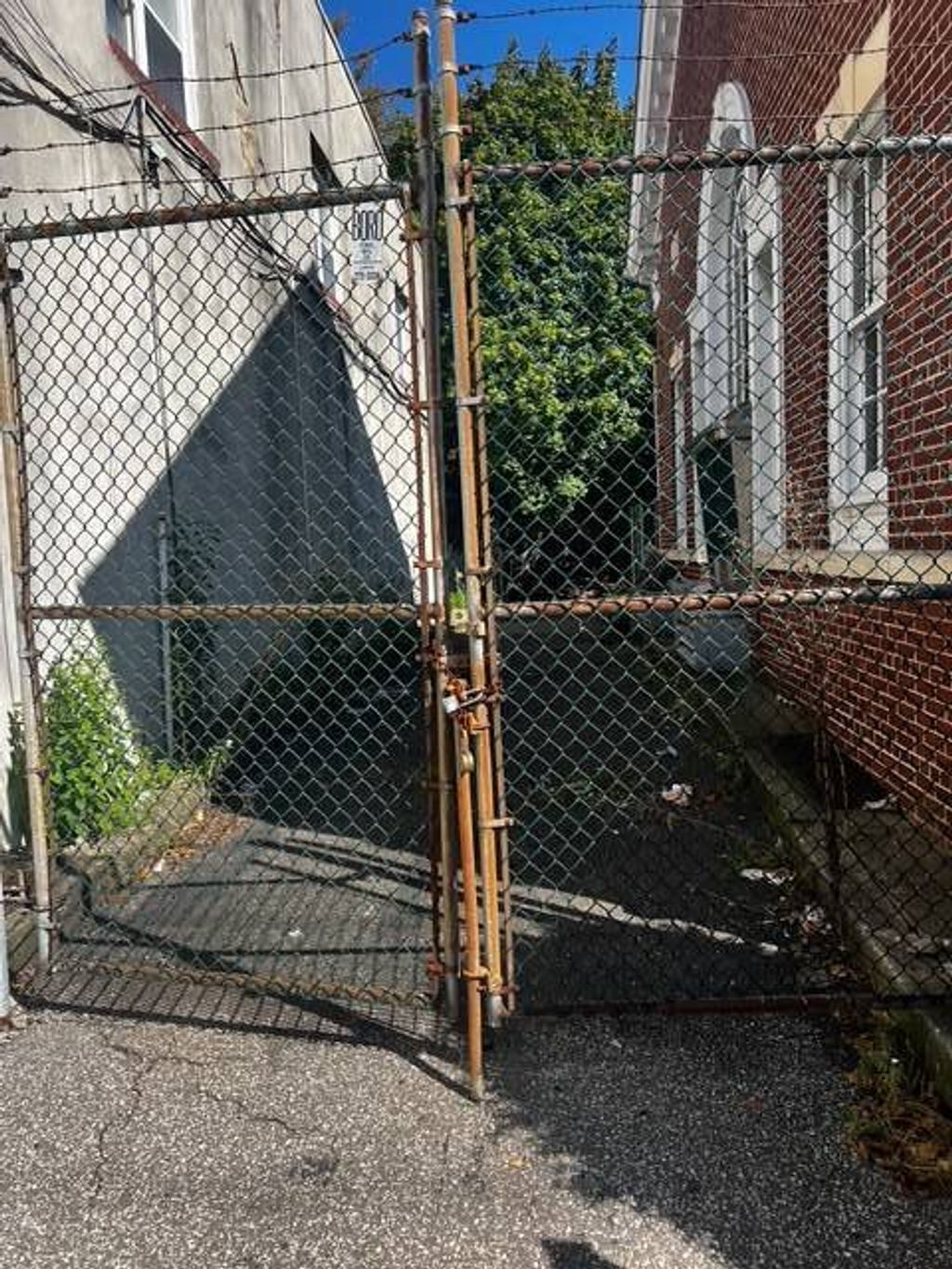 Photo of 257 New Dorp Lane, Staten Island, NY 10306 (MLS # 11624280)