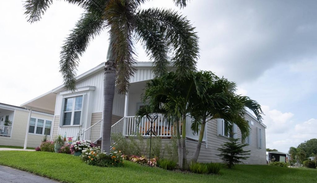 Photo of 93 Cottonwood Ln, Naples, FL 34112 (MLS # 11841203)