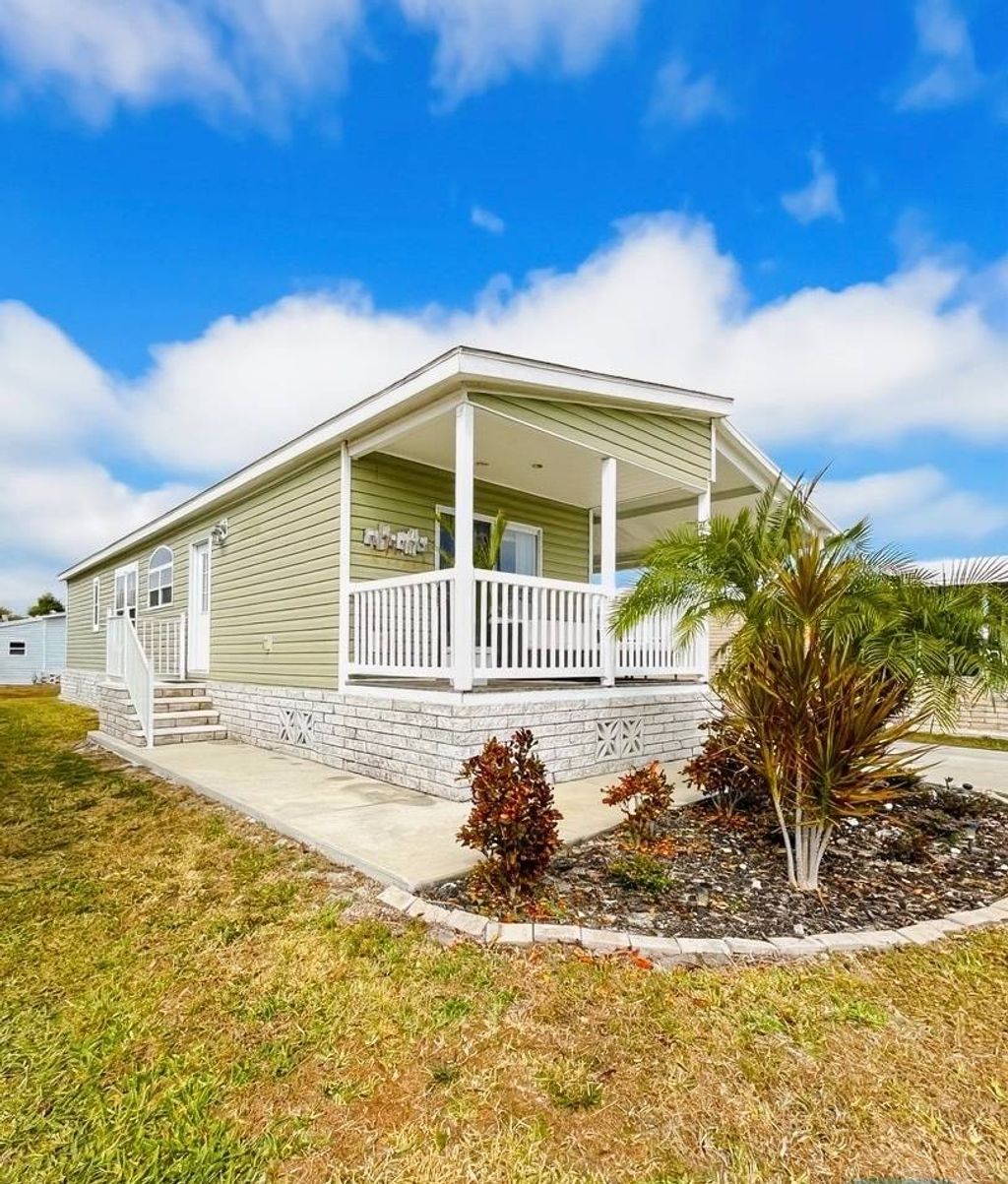 Photo of 5230 Silk Oak Ave, Fort Myers, FL 33905 (MLS # 11655225)