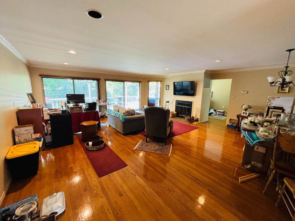Photo of 88 The Glen, Glen Head, NY 11545 (MLS # 11857558)
