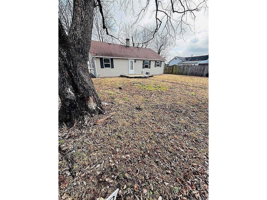 Photo of 8320 Rosedale Rd, Terre Haute, IN 47805 (MLS # 11619972)