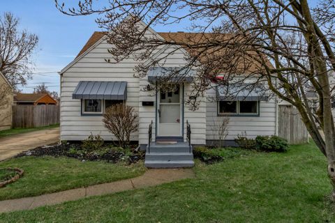 Photo of 39 Airview Ter, Depew, NY 14043 (MLS # 11686810)