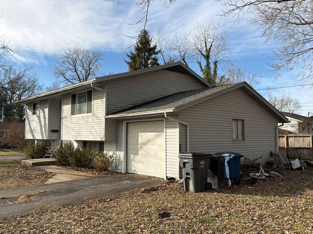 Photo of 1583 Rygate Dr, Reynoldsburg, OH 43068 (MLS # 11621457)