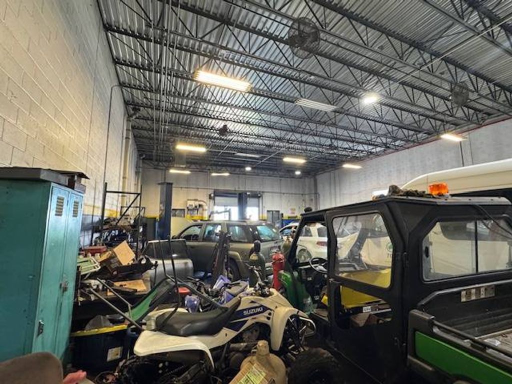 Photo of 227 Veterans Rd, Staten Island, NY 10309 (MLS # 11595247)